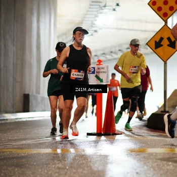 Runner Photo 7749730