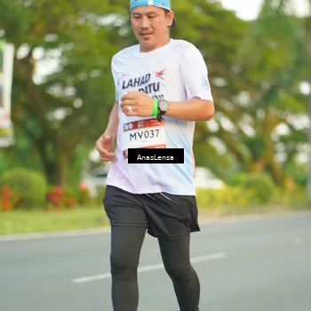 Runner Photo 7749736