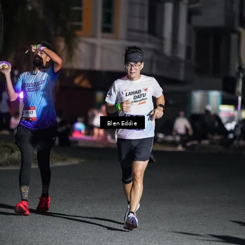 Runner Photo 7749742