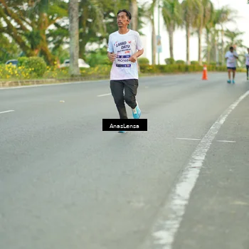 Runner Photo 7749748
