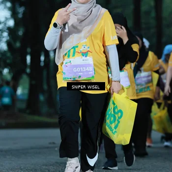 Runner Photo 7749749