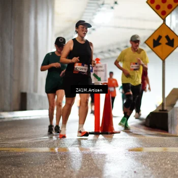 Runner Photo 7749753