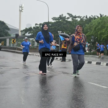 Runner Photo 7749766