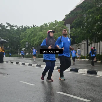 Runner Photo 7749774