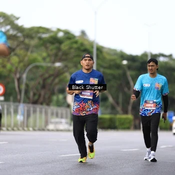 Runner Photo 7749775