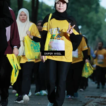 Runner Photo 7749777