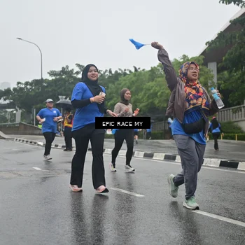 Runner Photo 7749786