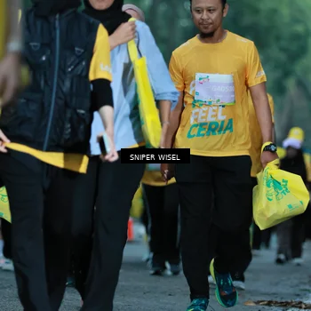 Runner Photo 7749787
