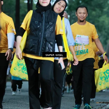 Runner Photo 7749794