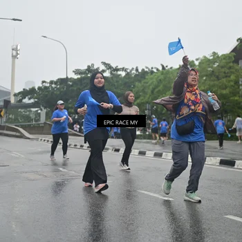Runner Photo 7749804