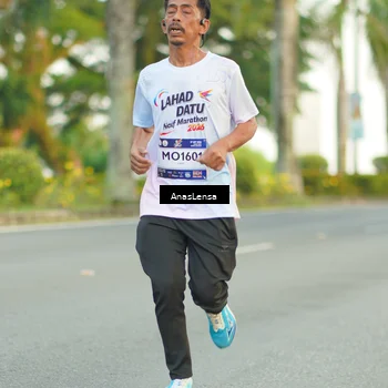 Runner Photo 7749807