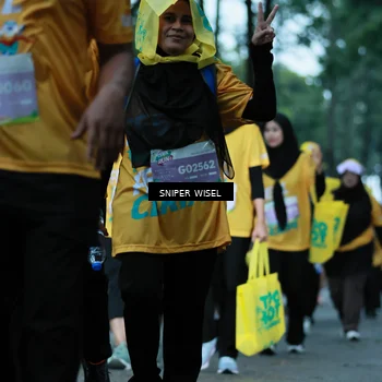 Runner Photo 7749811