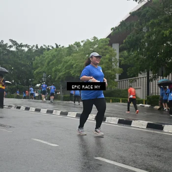 Runner Photo 7749825