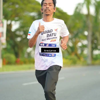 Runner Photo 7749834