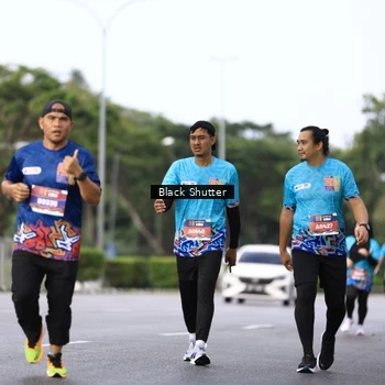 Runner Photo 7749839
