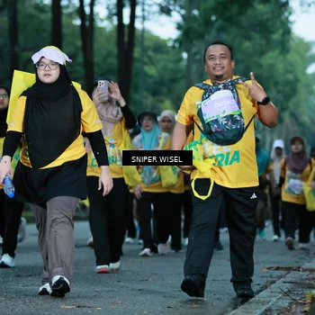 Runner Photo 7749849