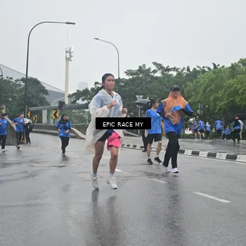 Runner Photo 7749857