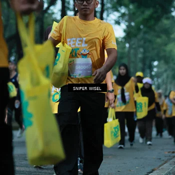 Runner Photo 7749863