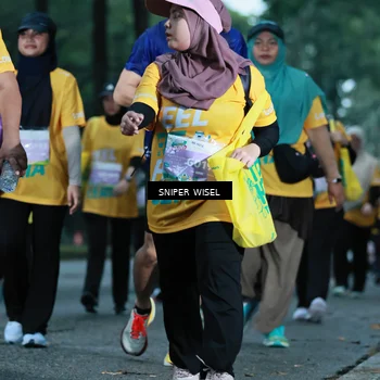 Runner Photo 7749871