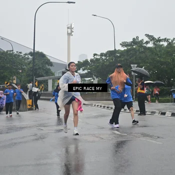 Runner Photo 7749873