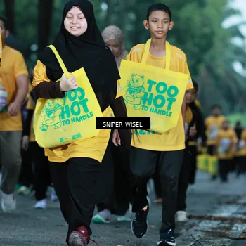 Runner Photo 7749925