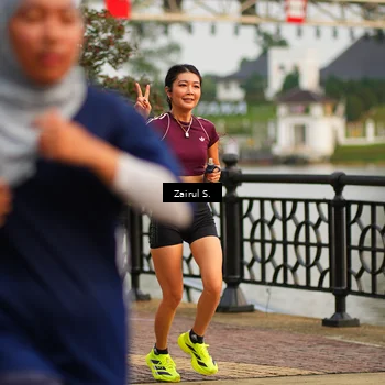 Runner Photo 7749933