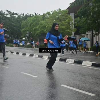 Runner Photo 7749936