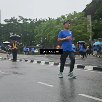 Runner Photo 7749948