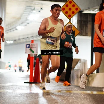Runner Photo 7749984