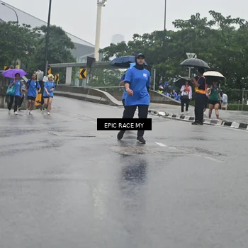 Runner Photo 7750005