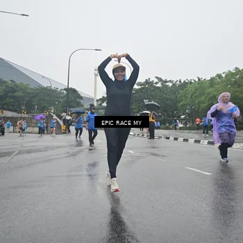 Runner Photo 7750006