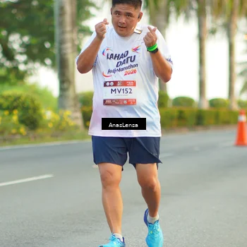 Runner Photo 7750008
