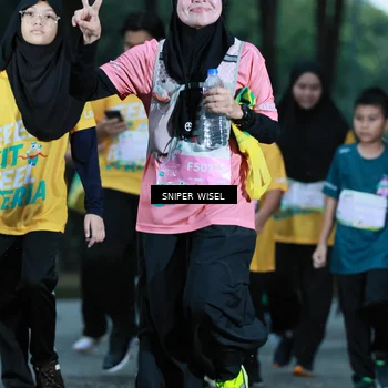 Runner Photo 7750014