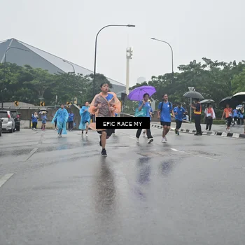 Runner Photo 7750022