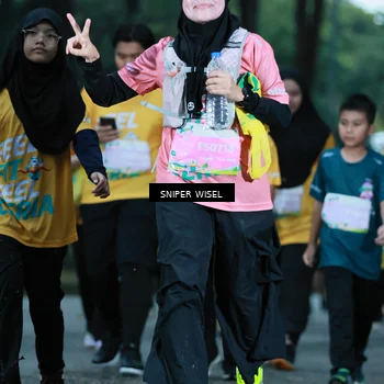 Runner Photo 7750032