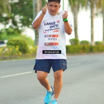 Runner Photo 7750036