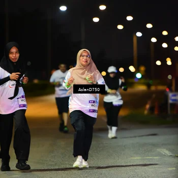 Runner Photo 7750041