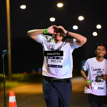 Runner Photo 7750046