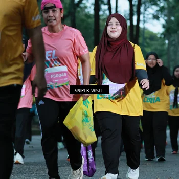 Runner Photo 7750047