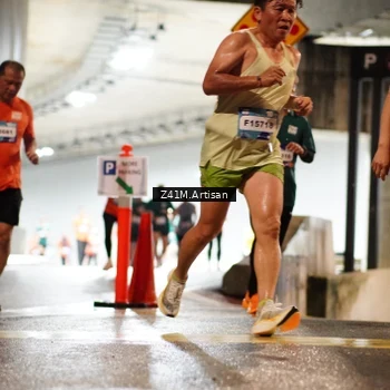 Runner Photo 7750066