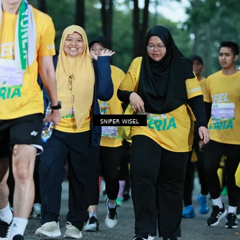 Runner Photo 7750070