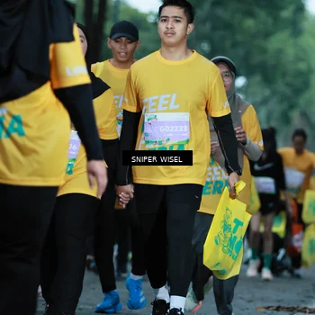 Runner Photo 7750082