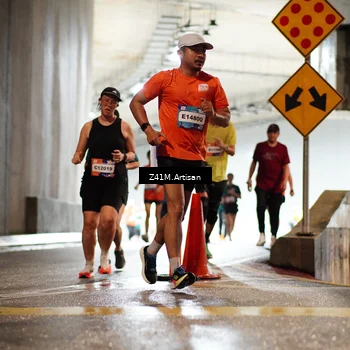 Runner Photo 7750086