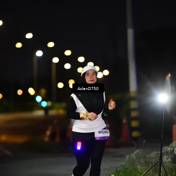 Runner Photo 7750095