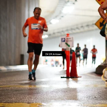 Runner Photo 7750122