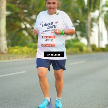 Runner Photo 7750123
