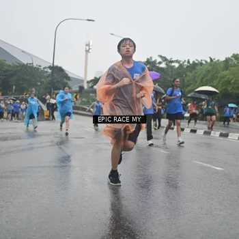 Runner Photo 7750125