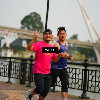 Runner Photo 7750133