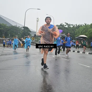 Runner Photo 7750141