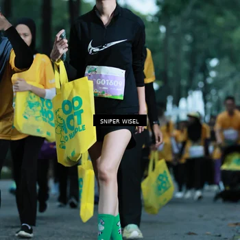 Runner Photo 7750142
